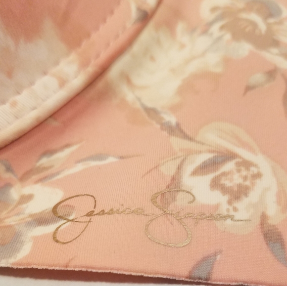 Jessica Simpson womans full figure bra underwire lightly padded - Picture 6 of 9